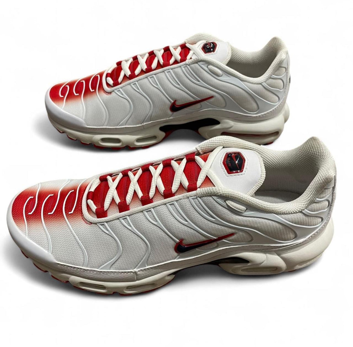FN3410-100 Nike Air Max Plus TN ‘White University Red Bloodshot’ (2023)