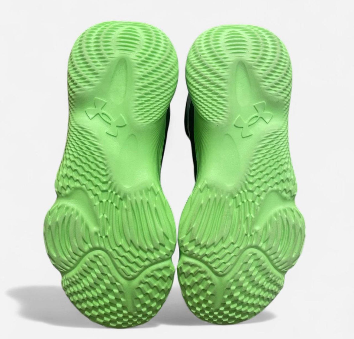 3026640-301 Under Armour CURRY Spawn Flotro ‘Extraterrestrial’ (2024)