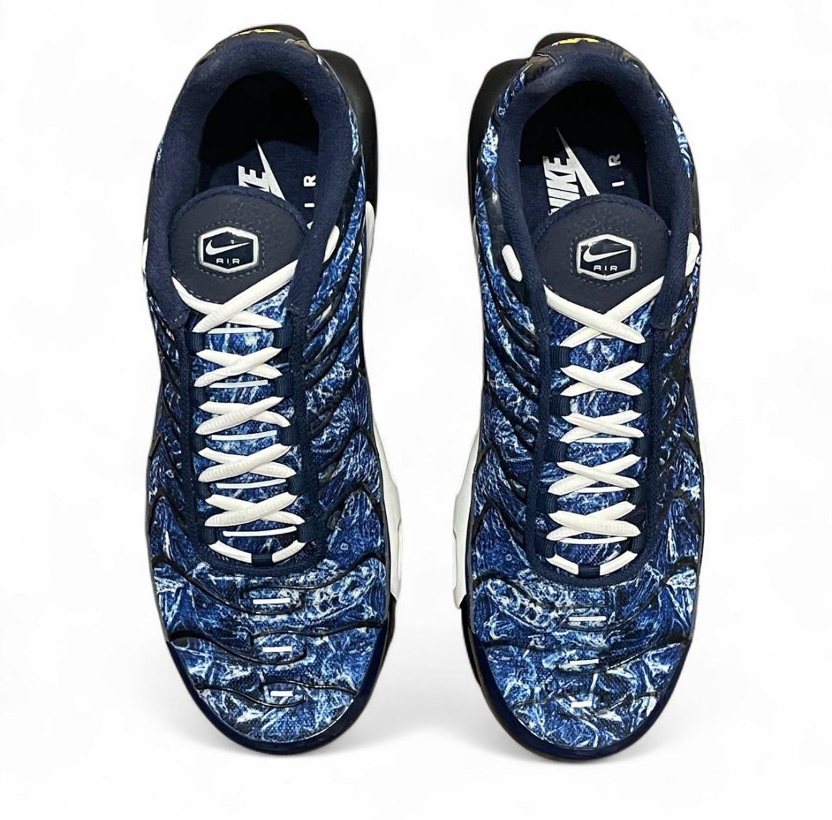 DO6384-400 Nike Air Max Plus TN ‘Shattered Ice-Midnight Navy’ (2021)