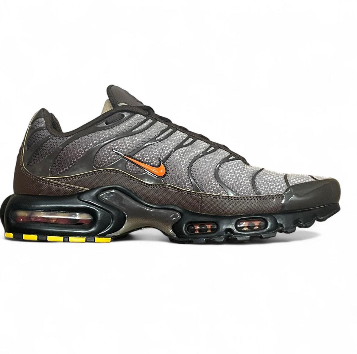 DM0032-200 Nike Air Max Plus TN ‘Baroque Brown’ (2025)