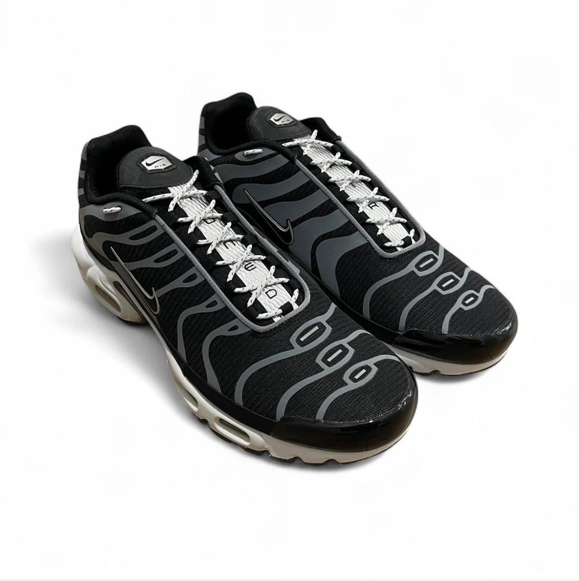 DM2466-001 Nike Air Max Plus TN Grind ‘Dark Smoke Grey’ (2021)