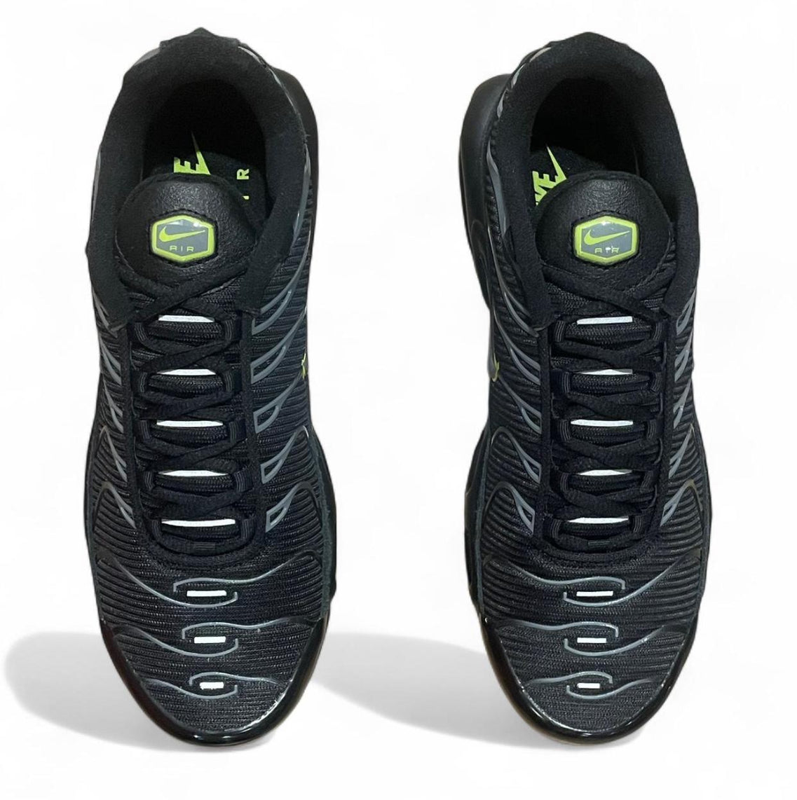 FQ2381-001 Nike Air Max Plus TN ‘Black Volt’ (2023)