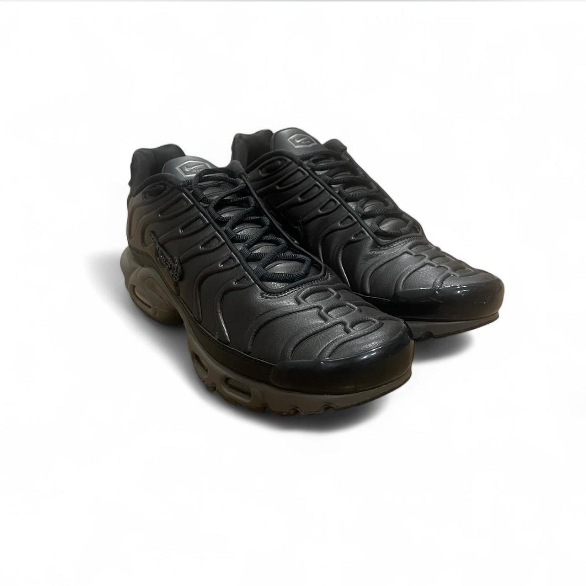 HJ4519-200 Nike Air Max Plus TN Premium ‘Paris’ (2024)