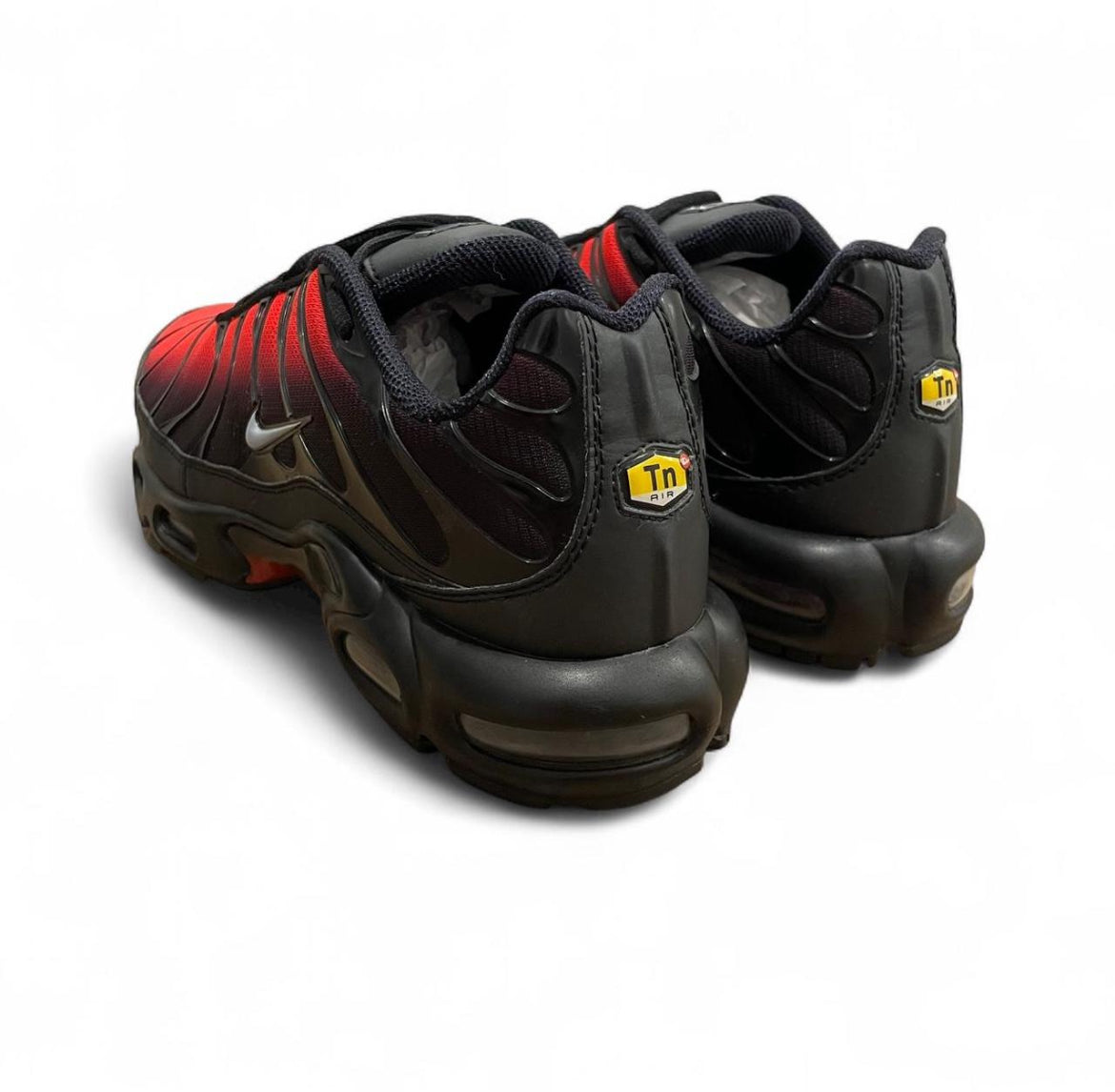 DC1936-001 Nike Air Max Plus TN ‘Deadpool’ (2020)