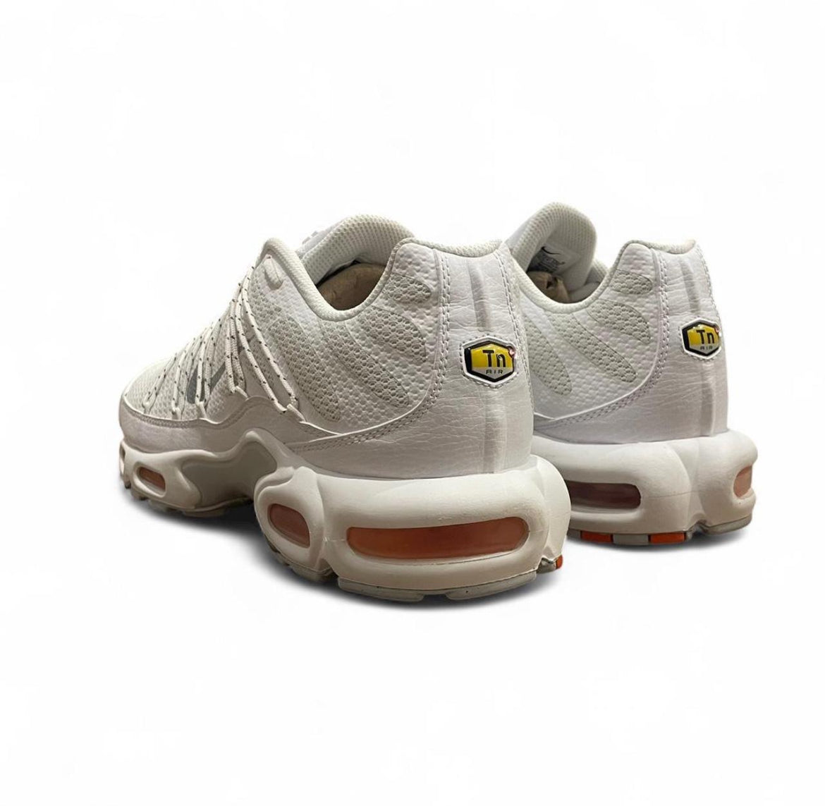 FJ4232-100 Nike Air Max Plus TN Utility
‘Safety Orange Pure Platinum’ (2024)