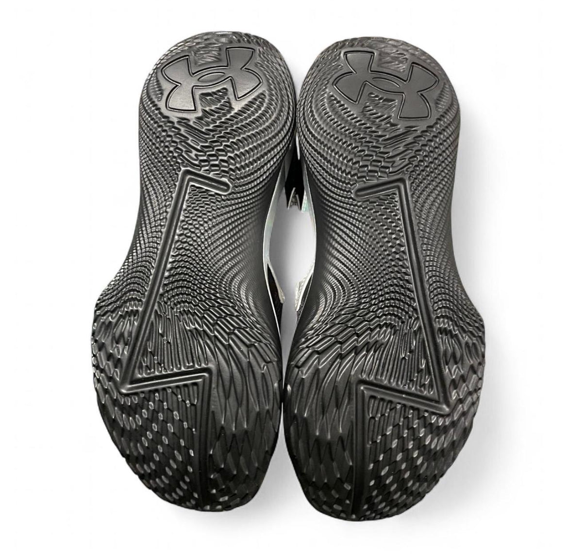 6001920-001 Under Armour Curry Fox 1 ‘Gamer’ (2025)