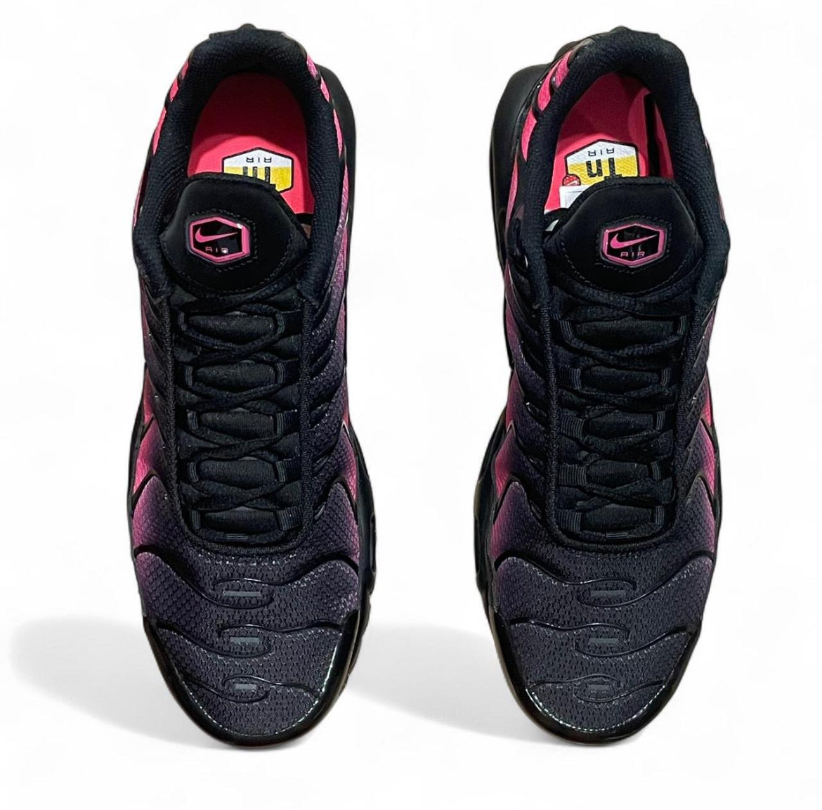 DM0032-020 Nike Air Max Plus TN ‘Black Hyper Pink’ (2025)