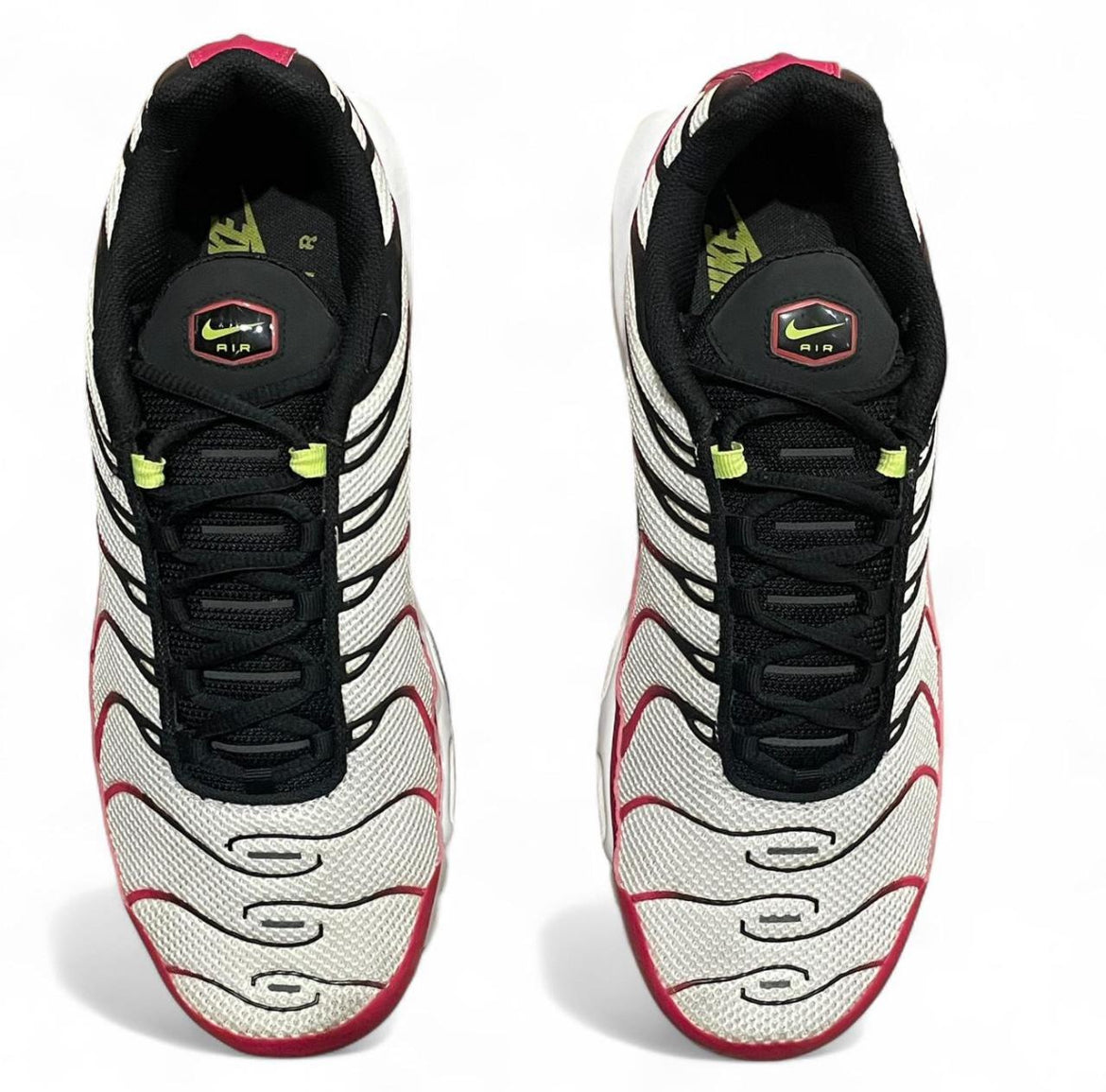 CJ9929-100 Nike Air Max Plus TN ‘Fuscia’ (2019)