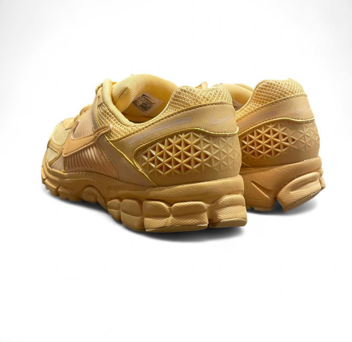 HF5493-200 Nike Zoom Vomero 5 ‘Celestial Gold’ (2024)