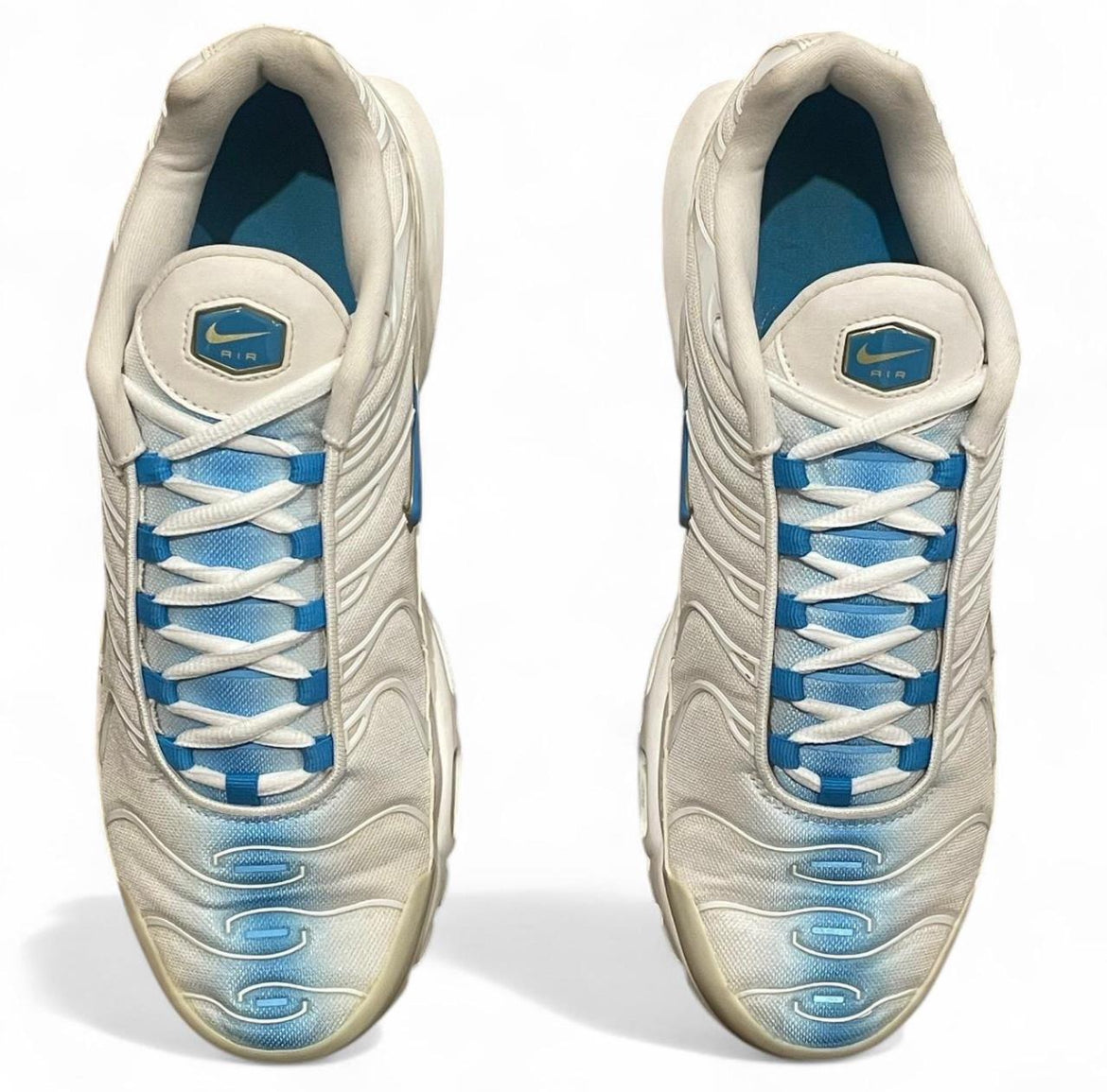 AO9565-100 Nike Air Max Plus TN ‘French Derby Marseille’ (2017)