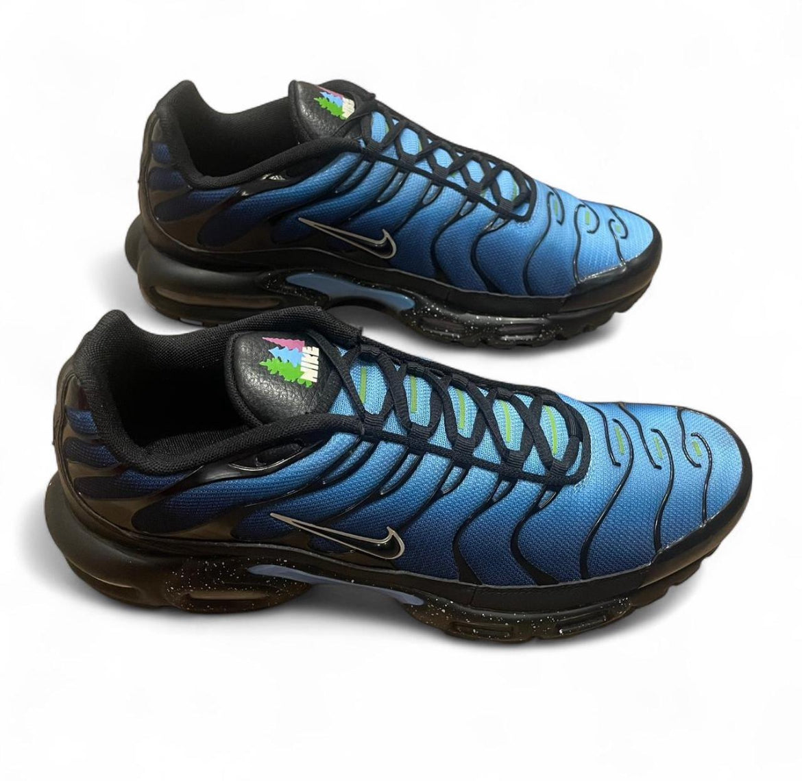DV3493-001 Nike Air Max Plus TN ‘Stargazing’ (2022)