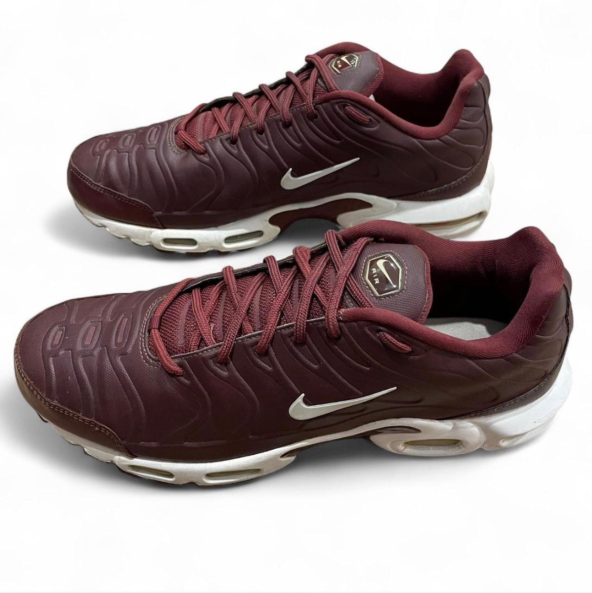 505819-600 Nike Air Max Plus TN VT ‘Night Maroon’ (2017)