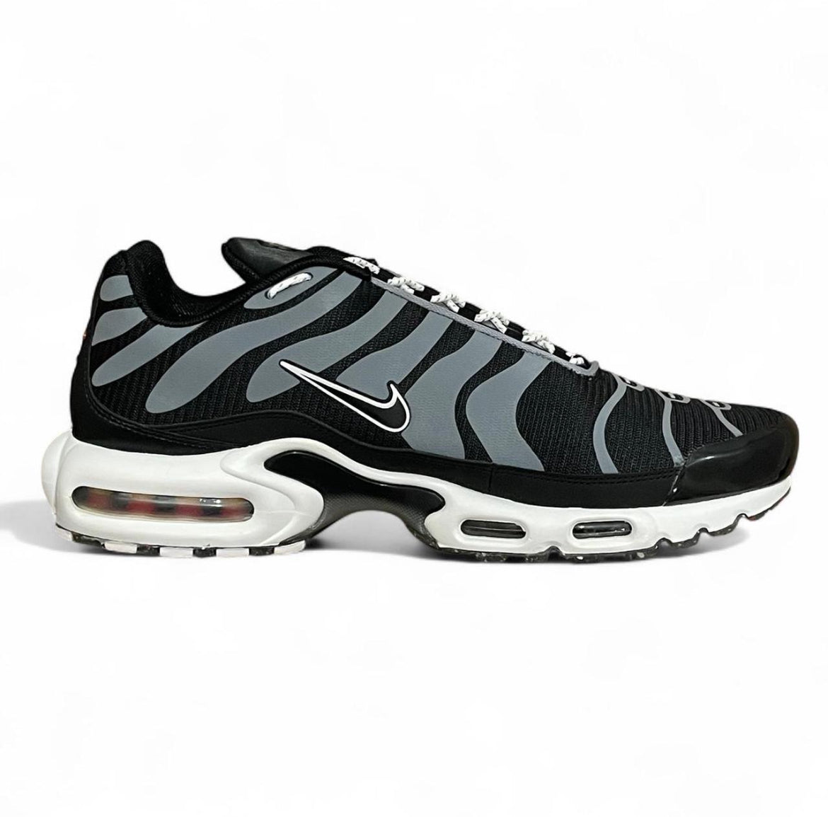 DM2466-001 Nike Air Max Plus TN Grind ‘Dark Smoke Grey’ (2021)