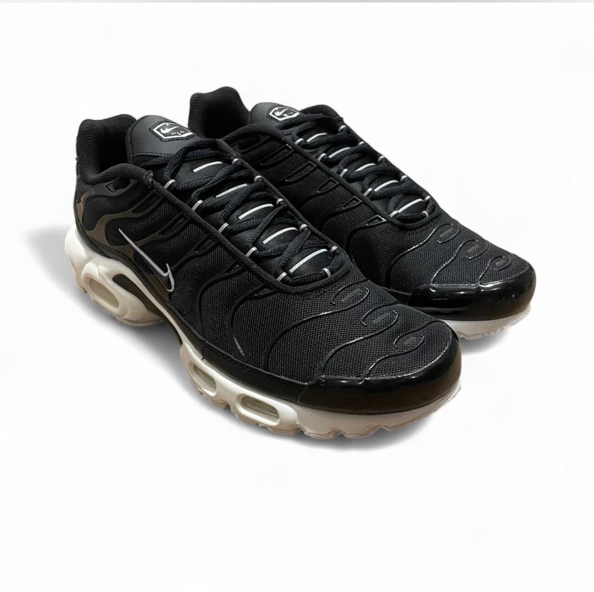 DM2362-001 Nike Air Max Plus TN (Womens) ‘Black White’ (2021)