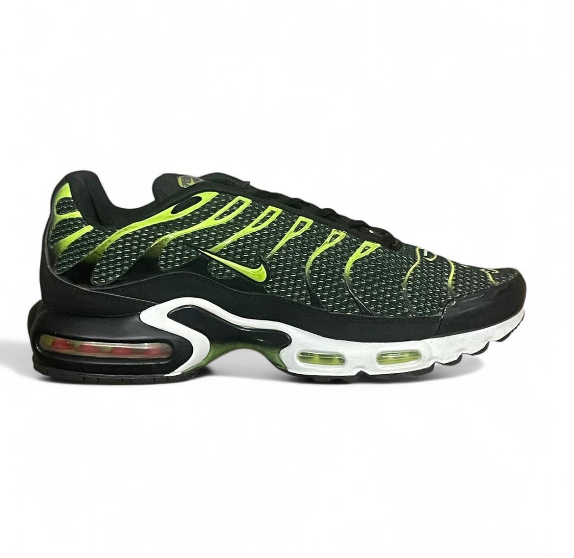 852630-036 Nike Air Max Plus TN ‘Black Volt’ (2019)