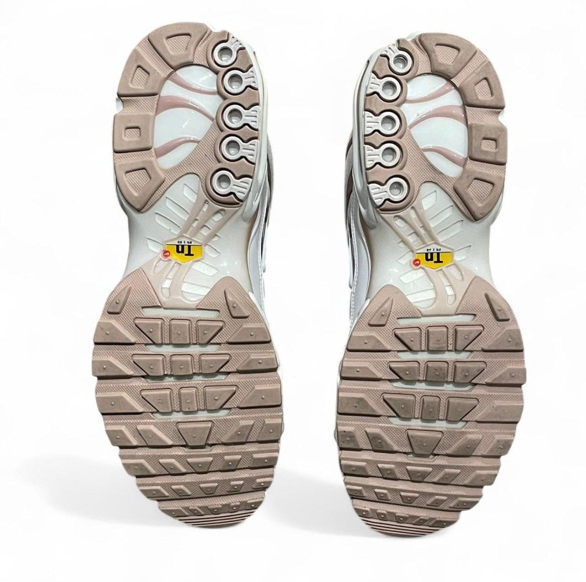 DM2362-101 Nike Air Max Plus TN (Womens) ‘White Pink Oxford’ (2021)