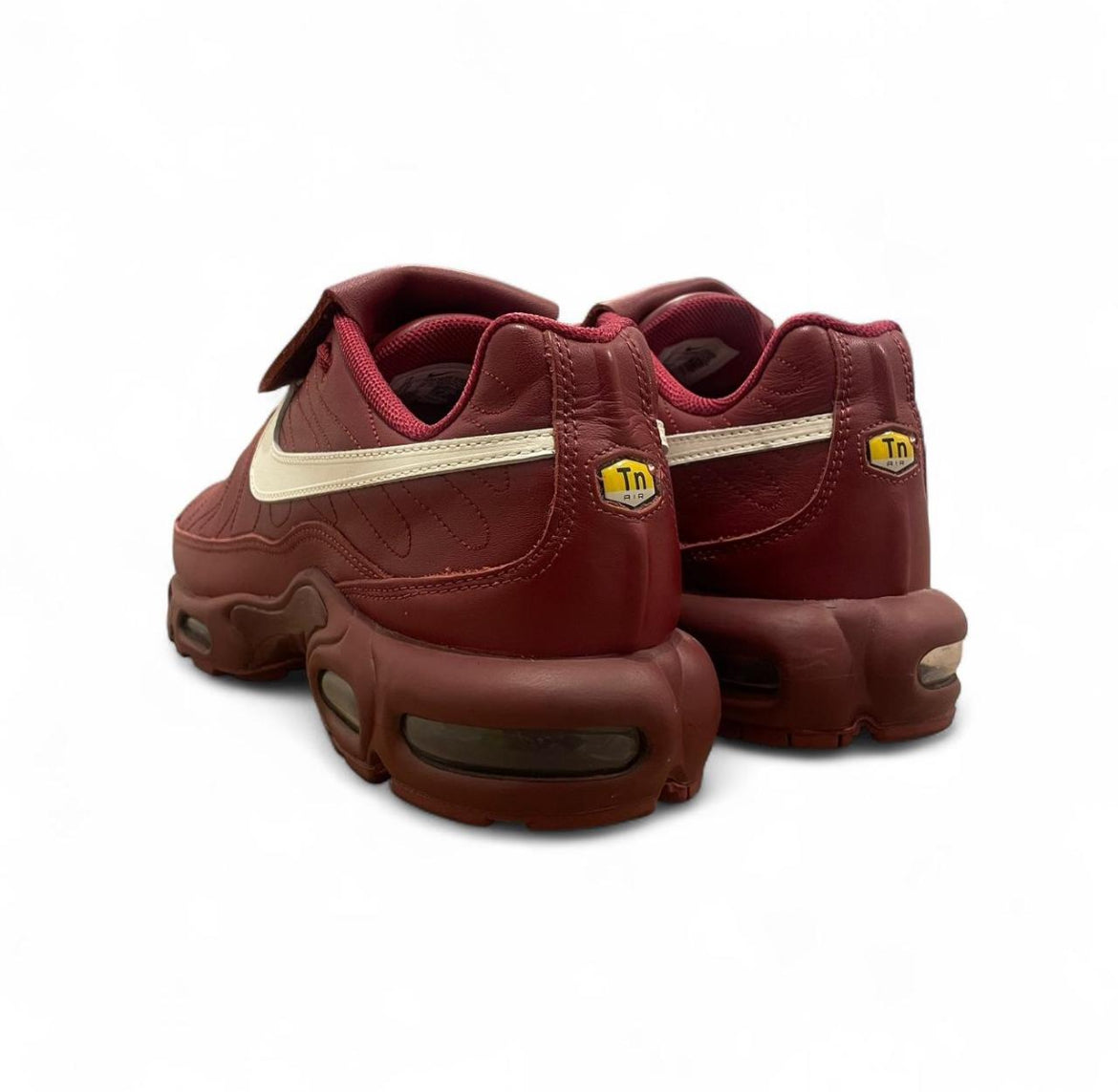 HM5654-600 Nike Air Max Plus TN Tiempo
‘Team Red’ (2024)