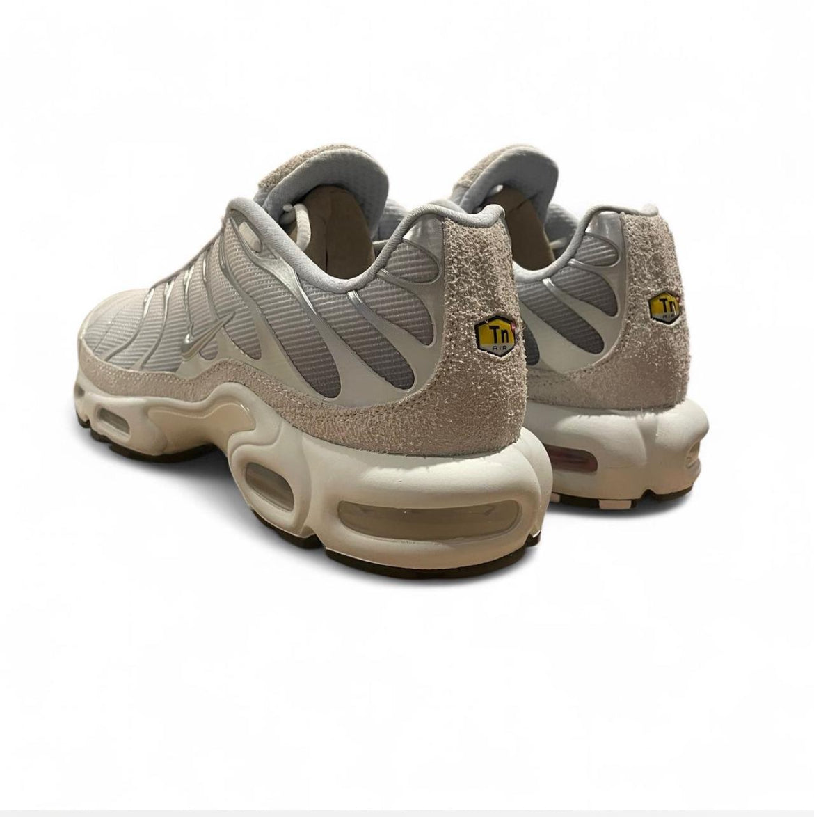 FN7813-001 Nike Air Max Plus TN ‘Sail Pure Platinum Silver’ (2023)