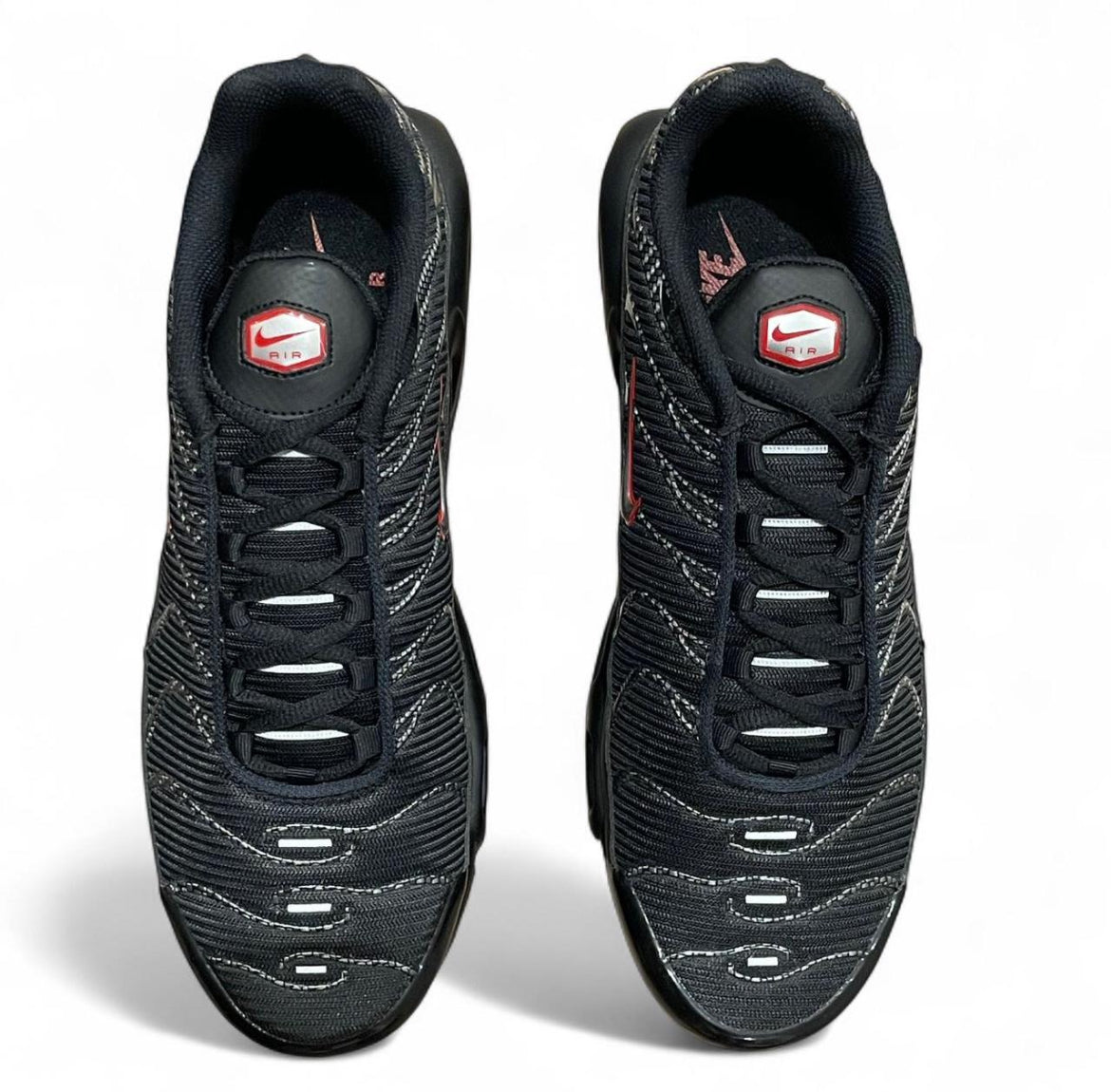 HF4239-001 Nike Air Max Plus TN ‘Carbon Fiber’ (2024)