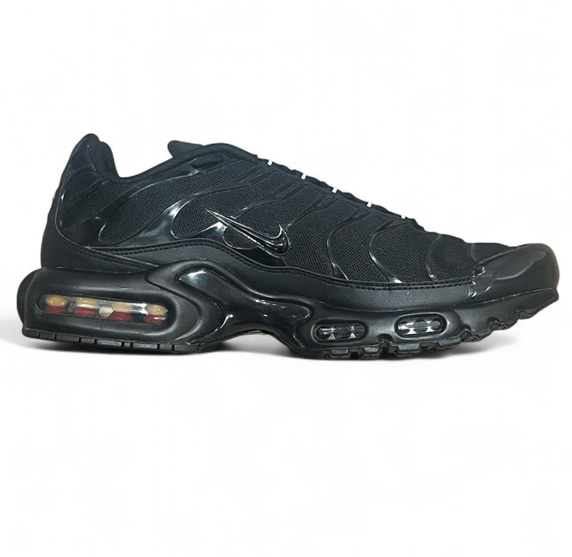 DM2362-002 Nike Air Max Plus TN (Womens)
‘Triple Black’ (2024)
