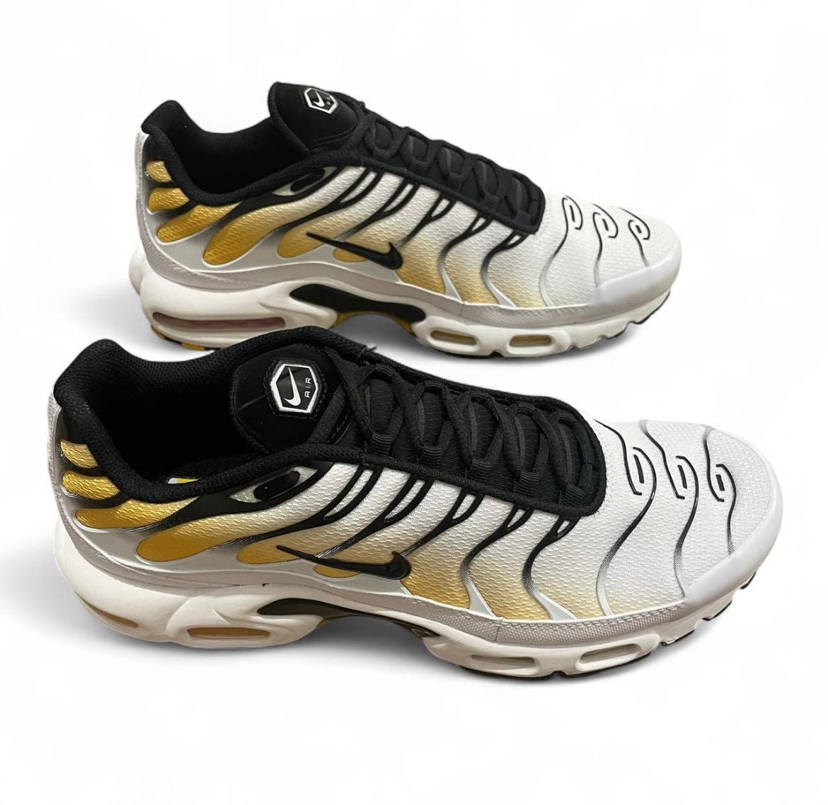 DM0032-104 Nike Air Max Plus TN
‘Chambers’ (2025)