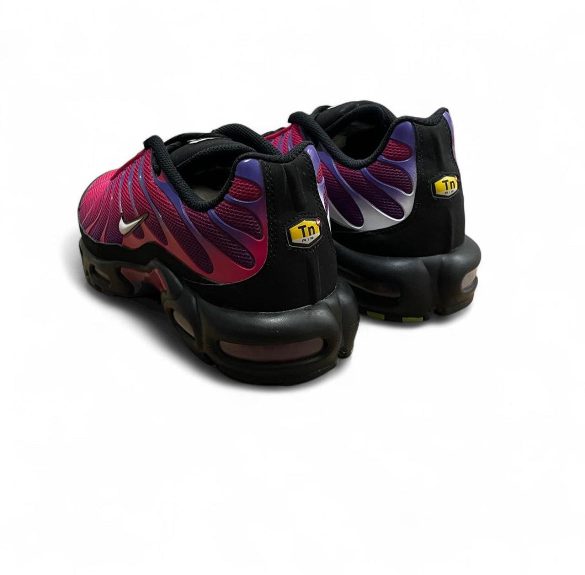 604133-610 Nike Air Max Plus TN ‘Rebellious Air Fireberry’ (2024)