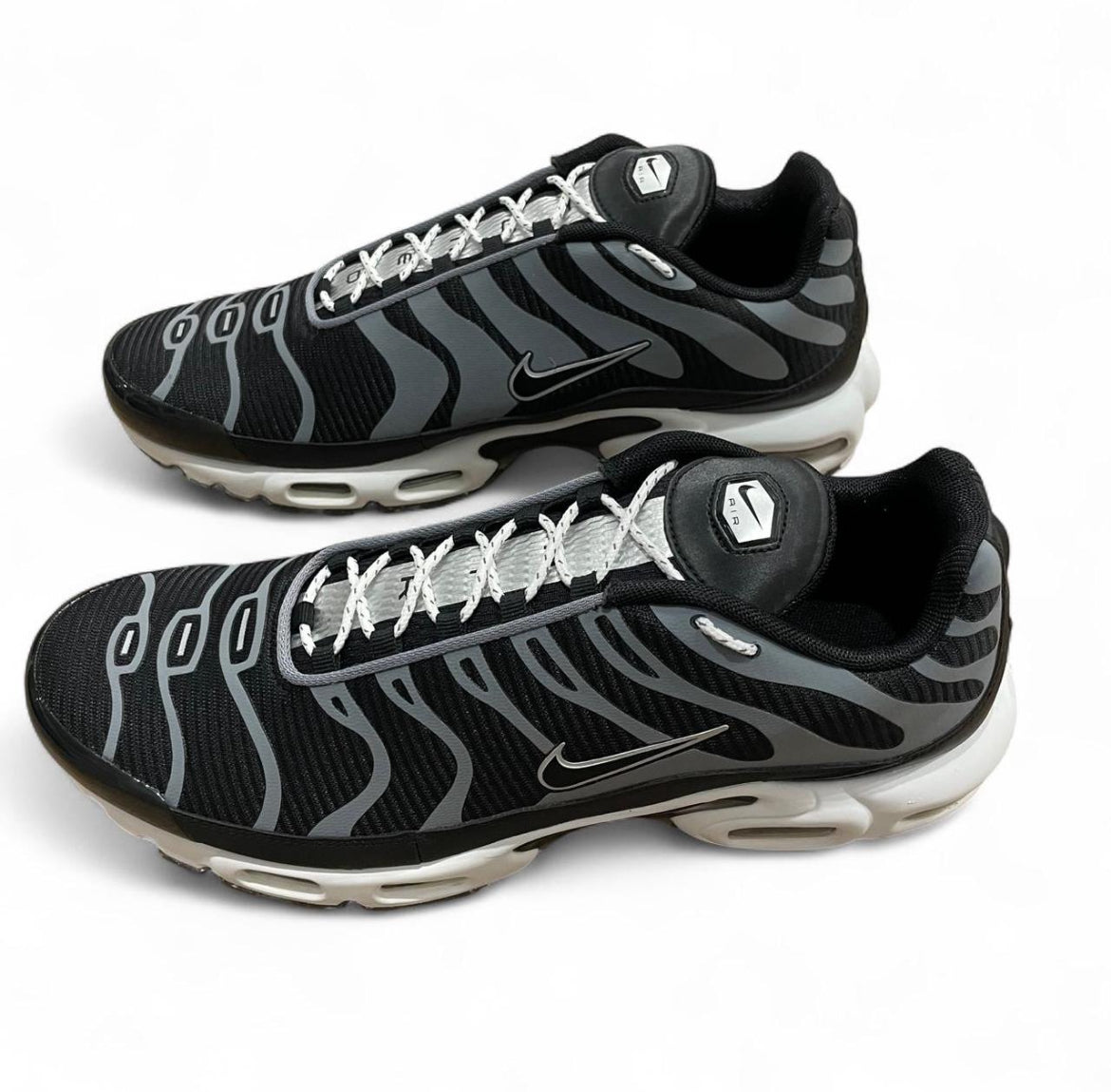 DM2466-001 Nike Air Max Plus TN Grind ‘Dark Smoke Grey’ (2021)