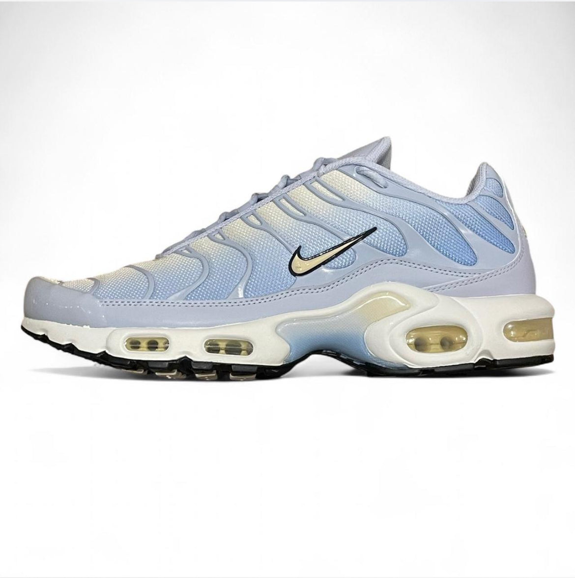 DZ3670-004 Nike Air Max Plus TN (Womens) ‘Daybreak’ (2024)