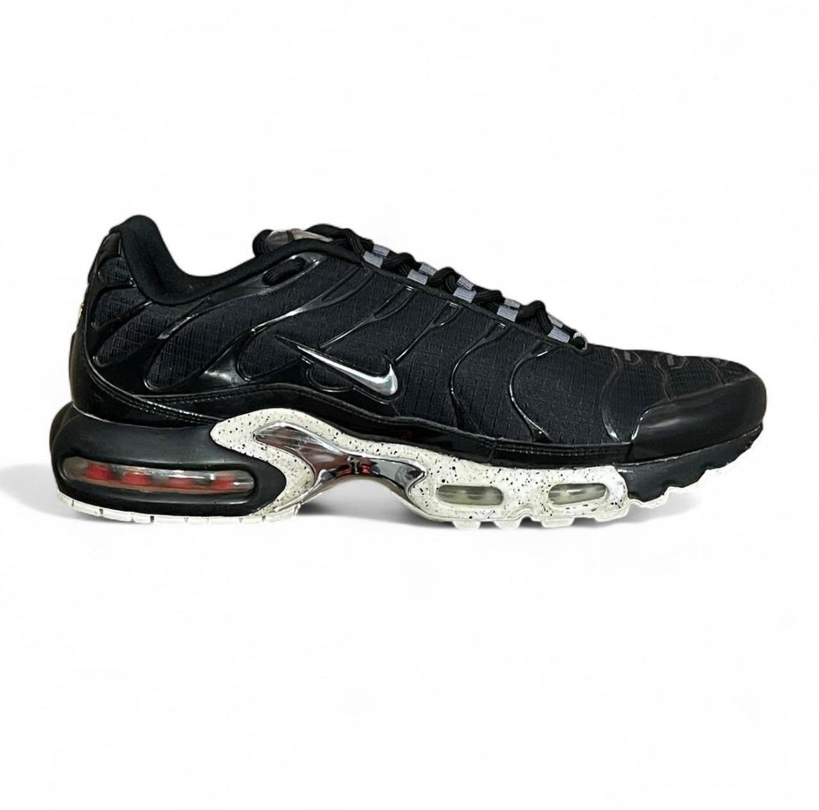604133-091 Nike Air Max Plus TN ‘Chrome Oreo’ (2014)