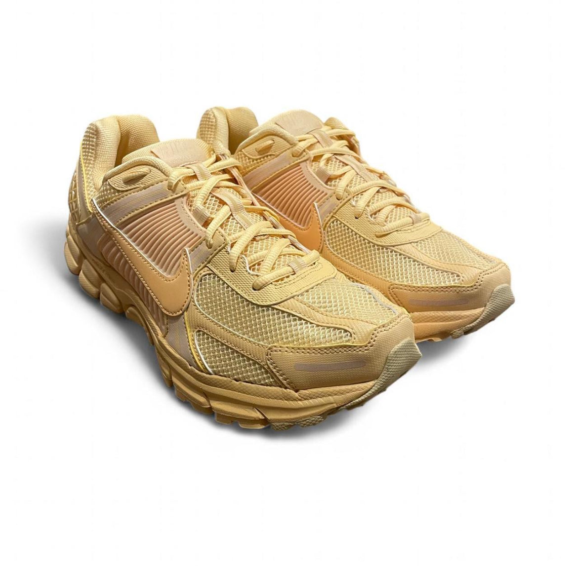 HF5493-200 Nike Zoom Vomero 5 ‘Celestial Gold’ (2024)