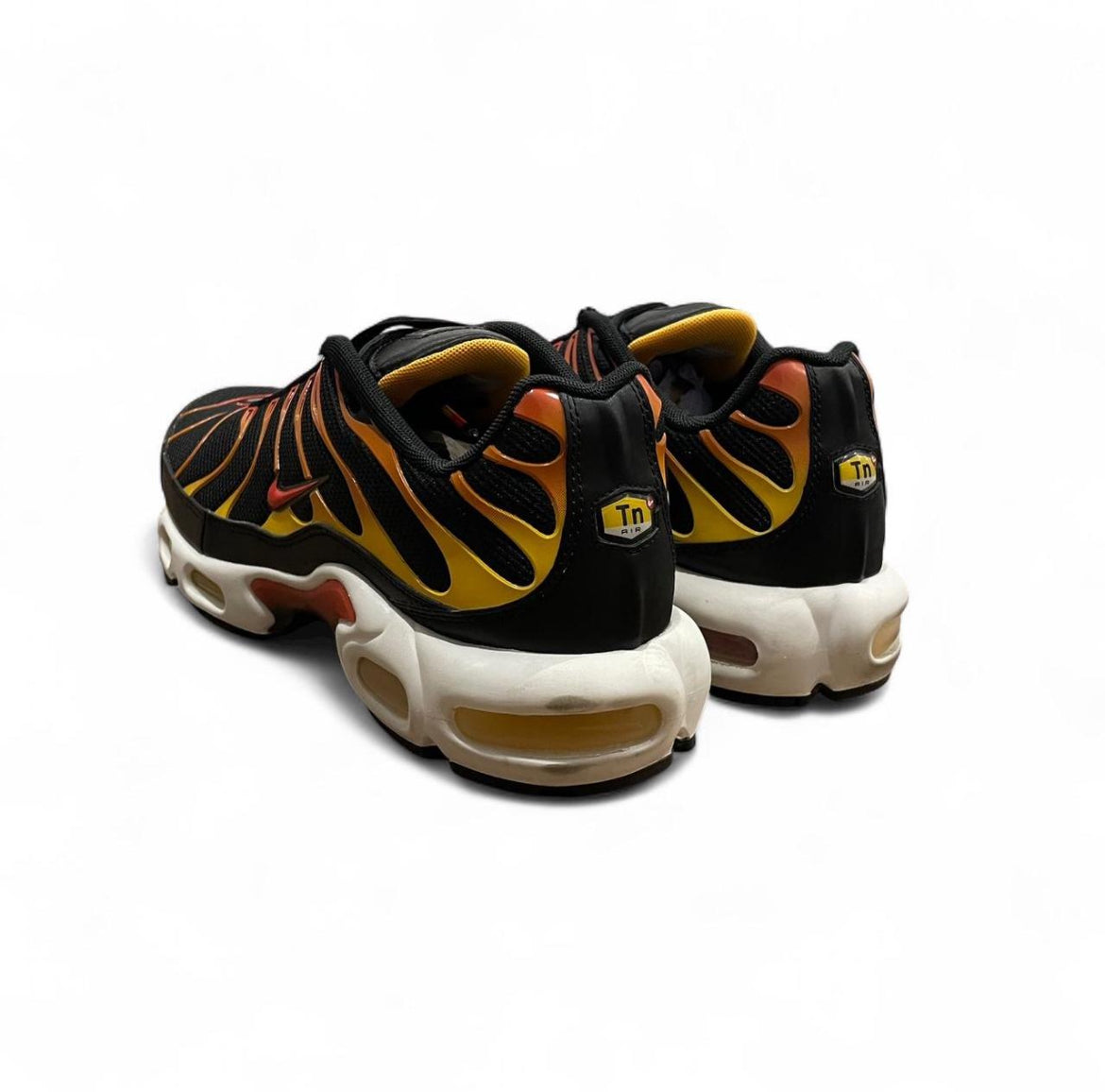 DC6094-001 Nike Air Max Plus TN ‘Reverse Sunset’ (2021)