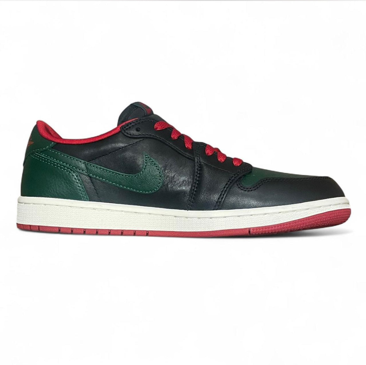 CZ0775-036 Jordan 1 Retro Low OG (Womens) ‘Gorge Green Varsity Red (2024)