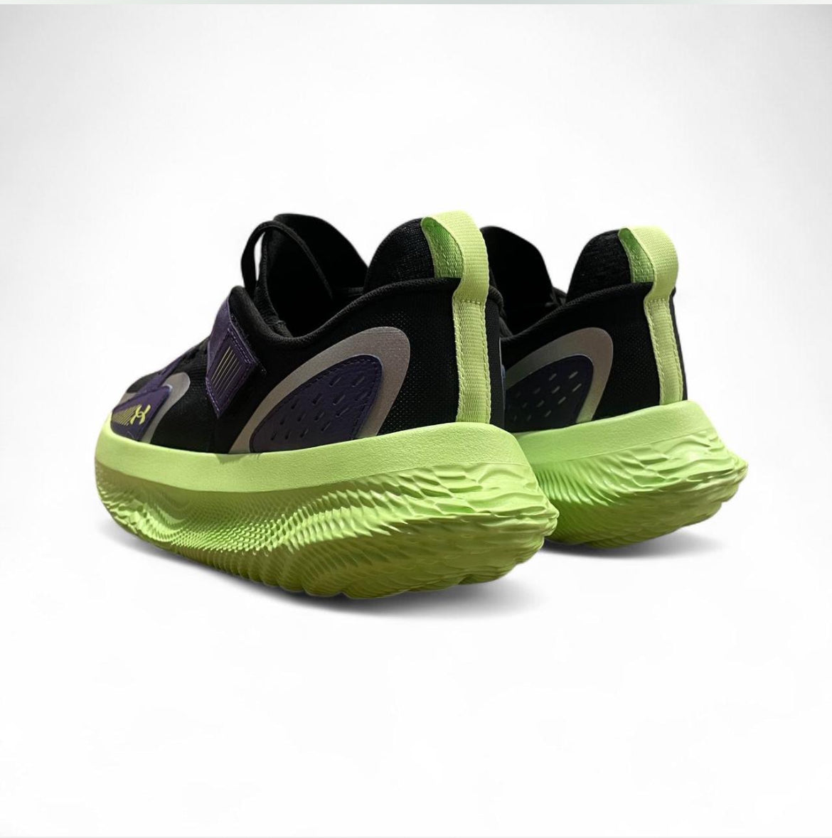 3028332-001 Under Armour Flow FUTR X 4 ‘Start Of Season’ (2025)