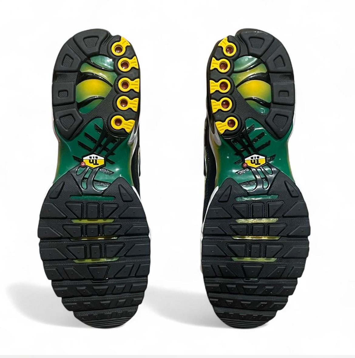 IB7671-700 Nike Air Max Plus TN ‘Joga Bonito’ (2025)