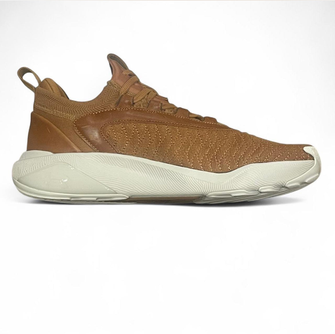 3027666-200 Under Armour Project Rock 7 LUXE ‘Tundra’ (2025)