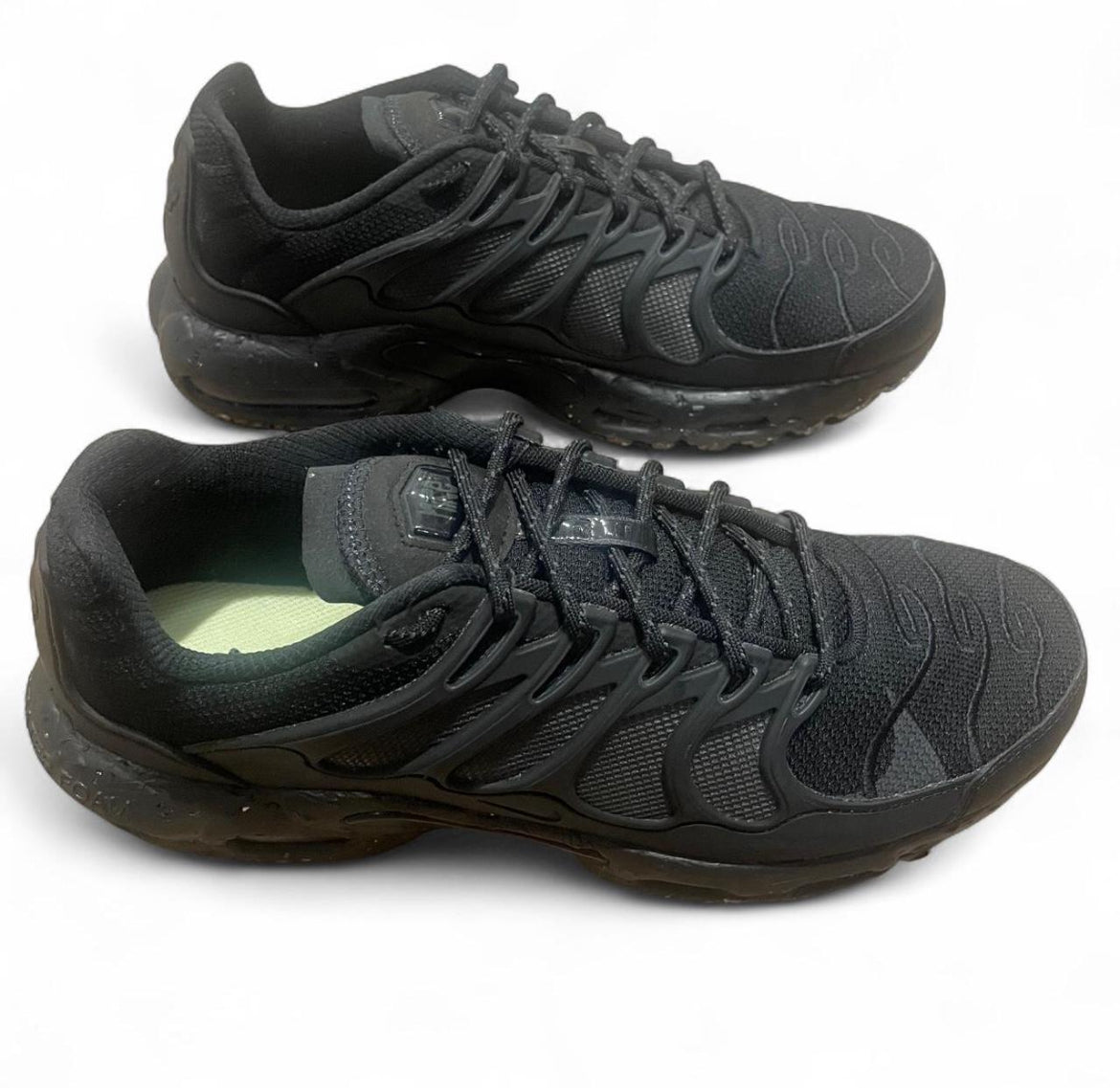 DQ3977-001 Nike Air Max Plus Terrascape ‘Black Anthracite’ (2022)