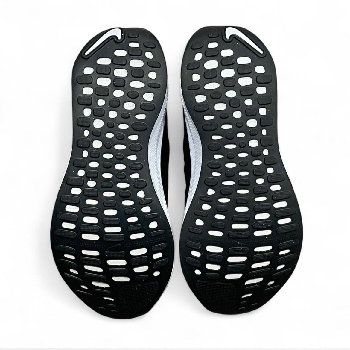 DR2670-001 Nike Reactx Infinity Run 4 (Womens) ‘Black White’ (2023)