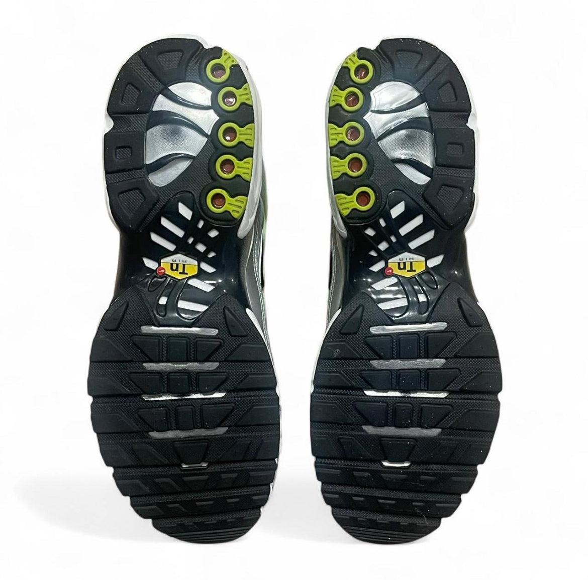 HJ9574-100 Nike Air Max Plus TN (Womens) ‘Cyber Glacier’ (2024)