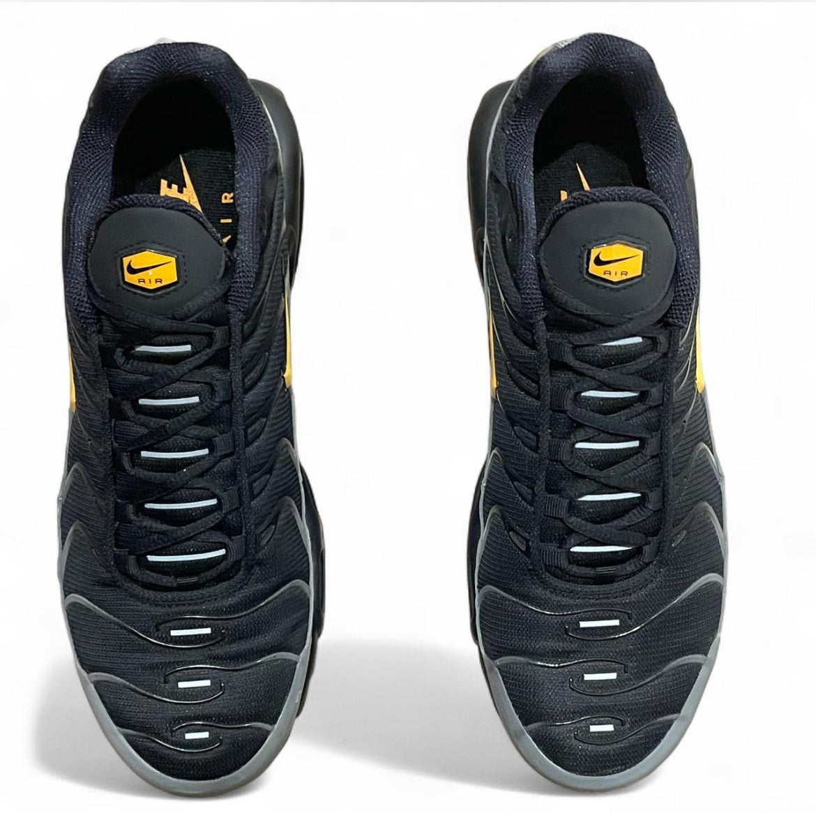 DC0956-001 Nike Air Max Plus TN ‘Batman’ (2021)