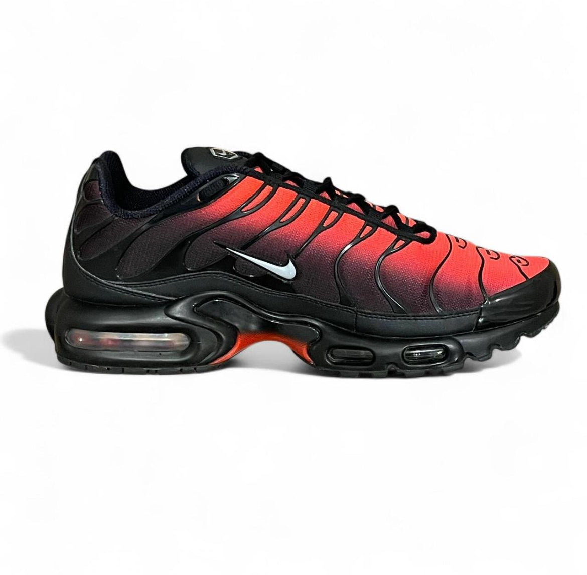 DC1936-001 Nike Air Max Plus TN ‘Deadpool’ (2020)