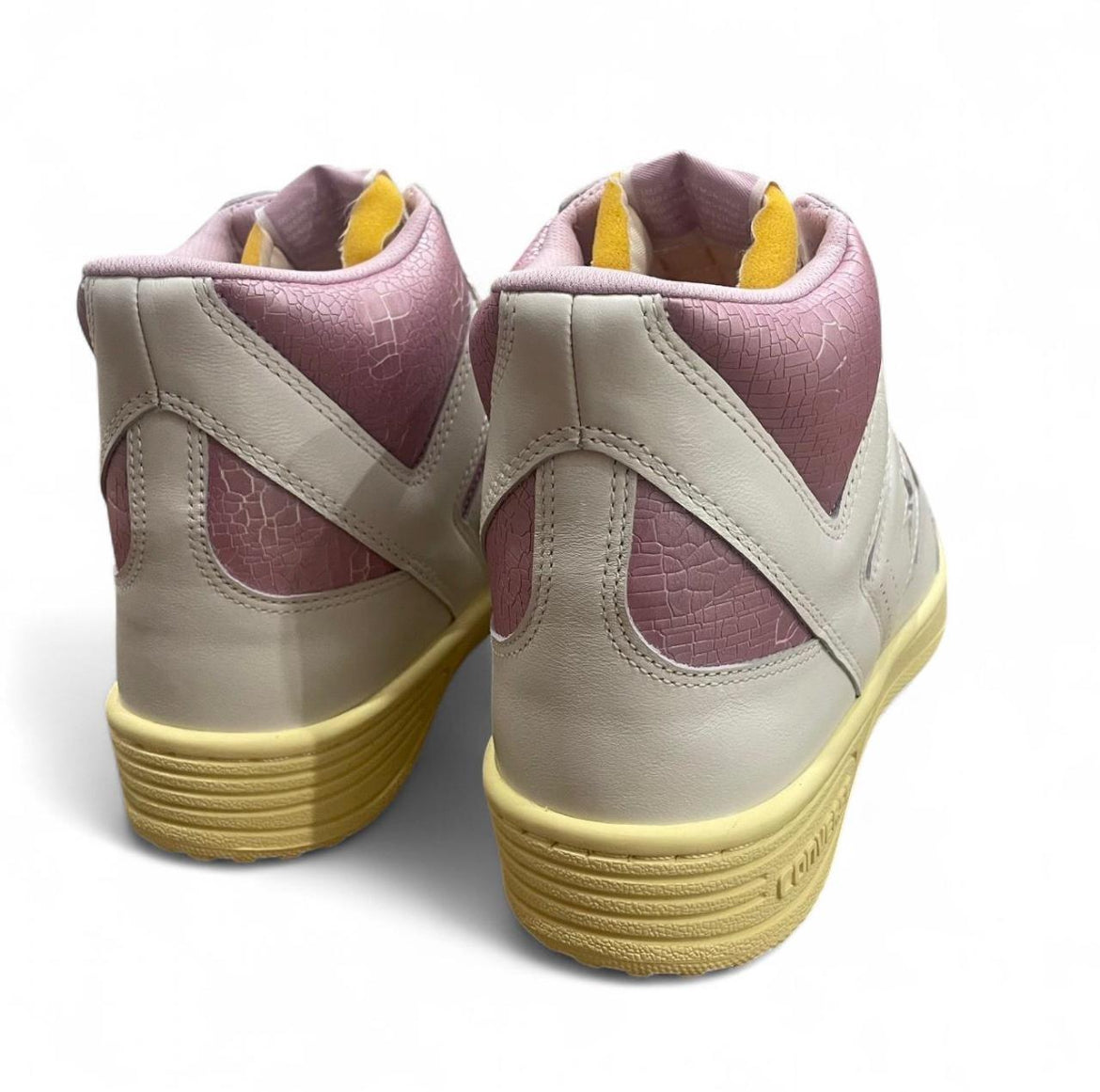 A13355C Converse Weapon Mid ‘Vintage White Winsome Orchid’ (2024)