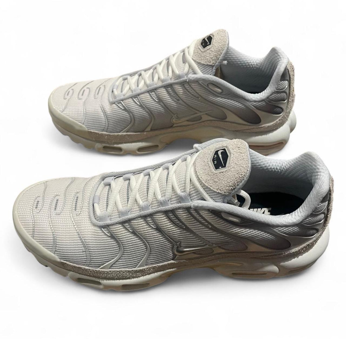 FN7813-001 Nike Air Max Plus TN ‘Sail Pure Platinum Silver’ (2023)