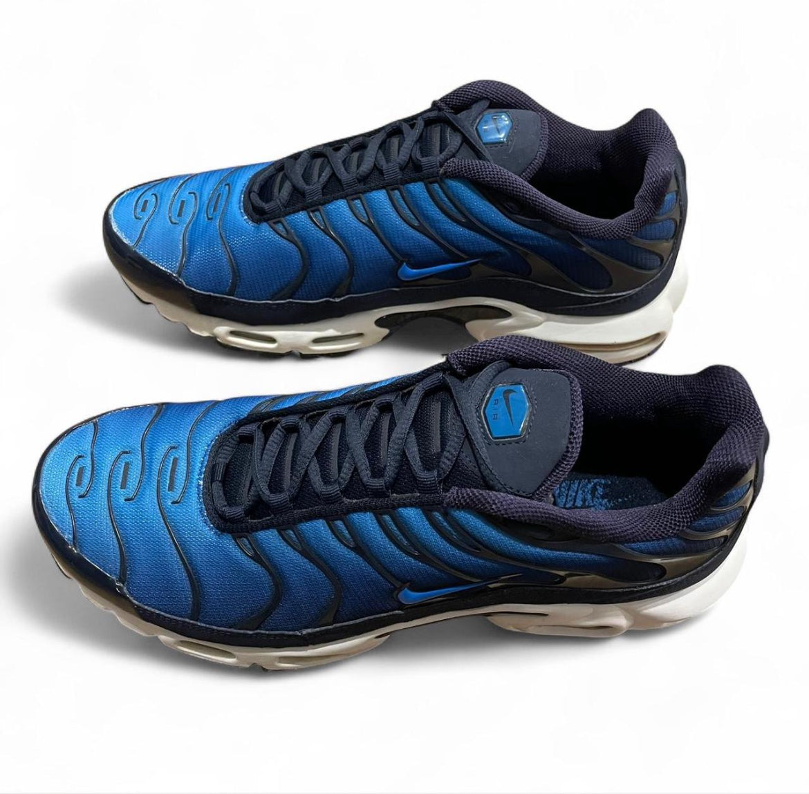 852630-405 Nike Air Max Plus TN ‘Obsidian’ (2017)