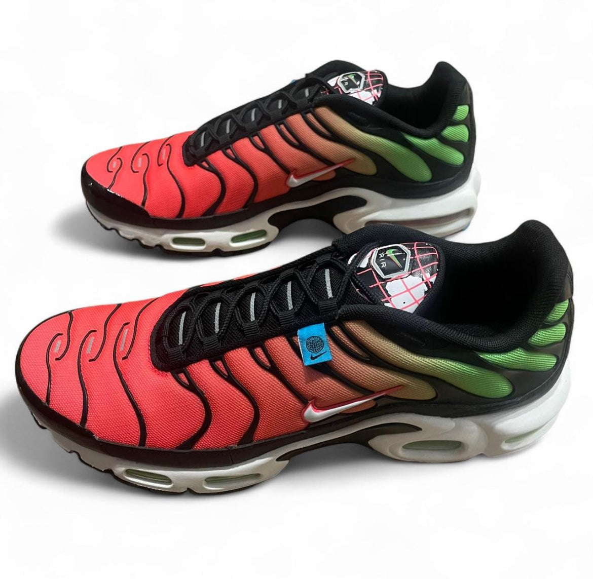 CK7291-001 Nike Air Max Plus TN ‘Worldwide Pack Crimson Green’ (2020)