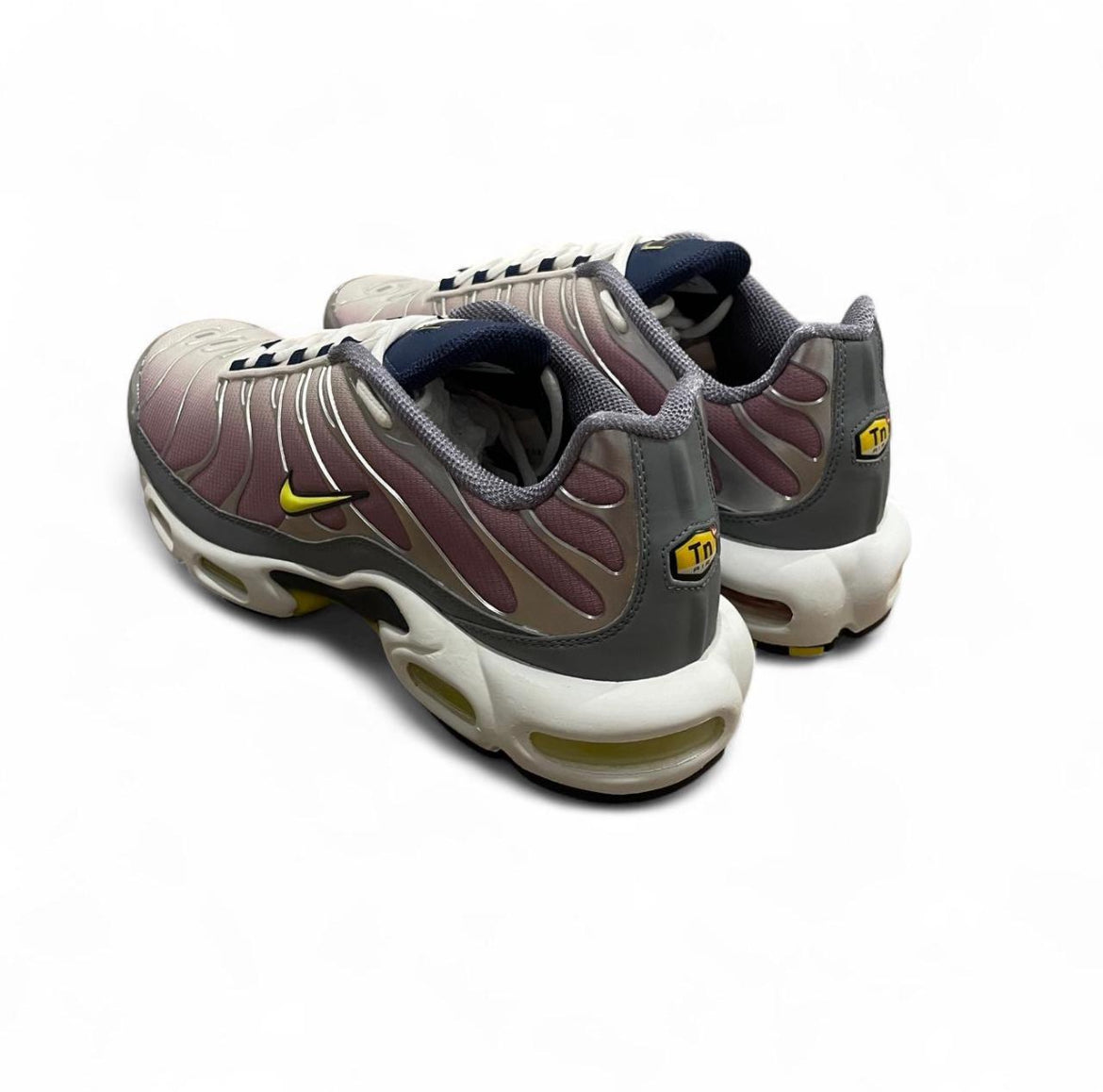 FN8007-500 Nike Air Max Plus TN (Womens)
‘Violet Dust High Voltage’ (2023)