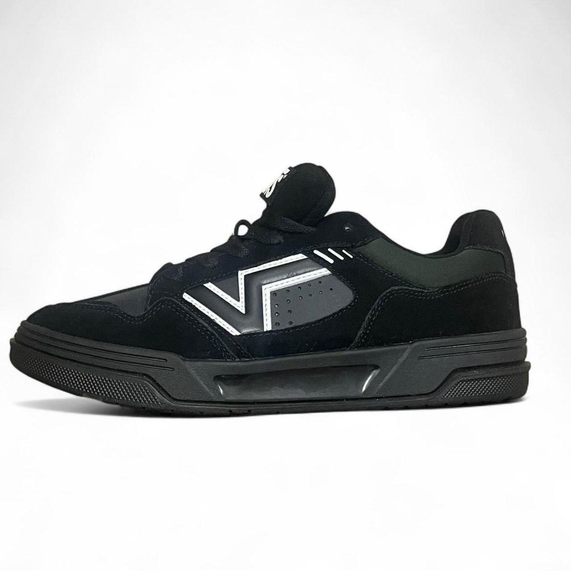 VN000D25B8C Vans Upland ‘Suede - Black White’ (2023)
