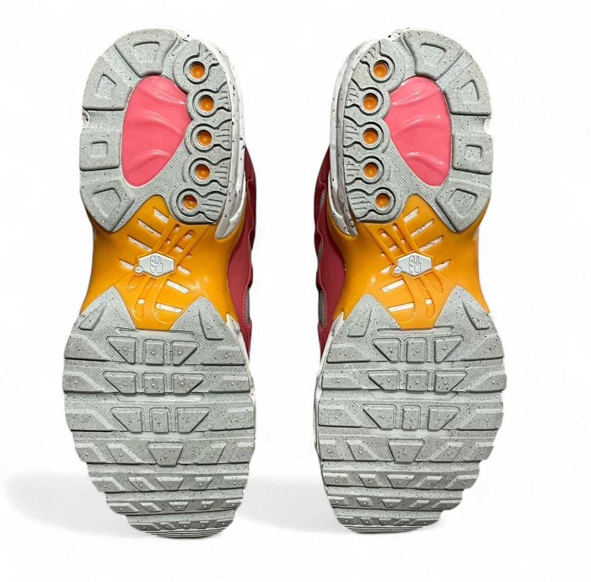DV7513-002 Nike Air Max Plus Terrascape ‘Sea Coral’ (2023)