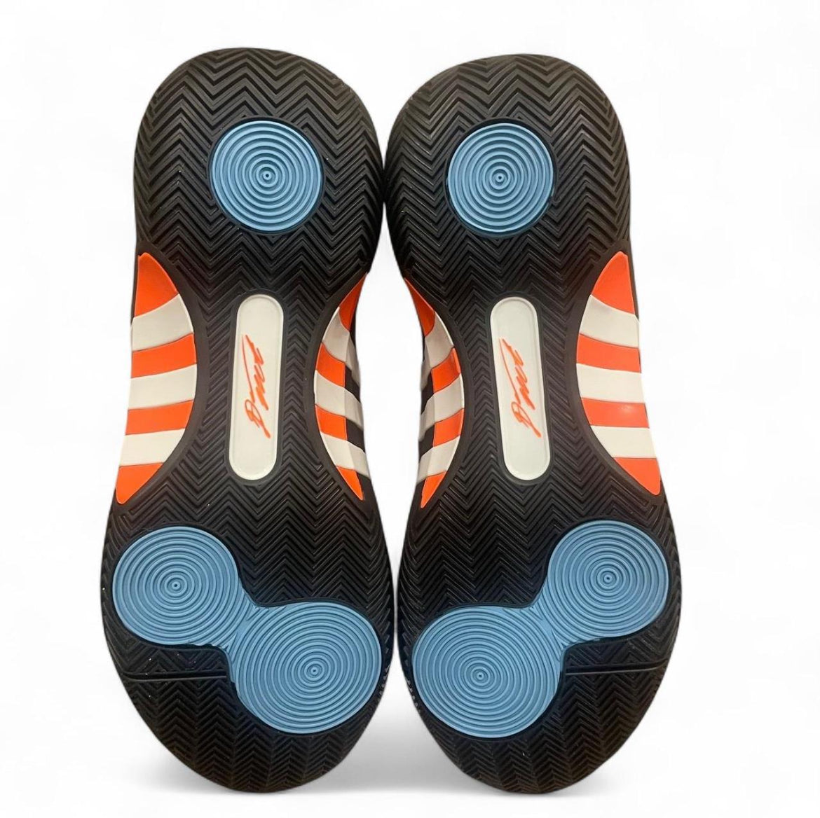 IE8328 Adidas D.O.N. Issue #5 ‘Core Black Cloud White Light Blue’ (2023)