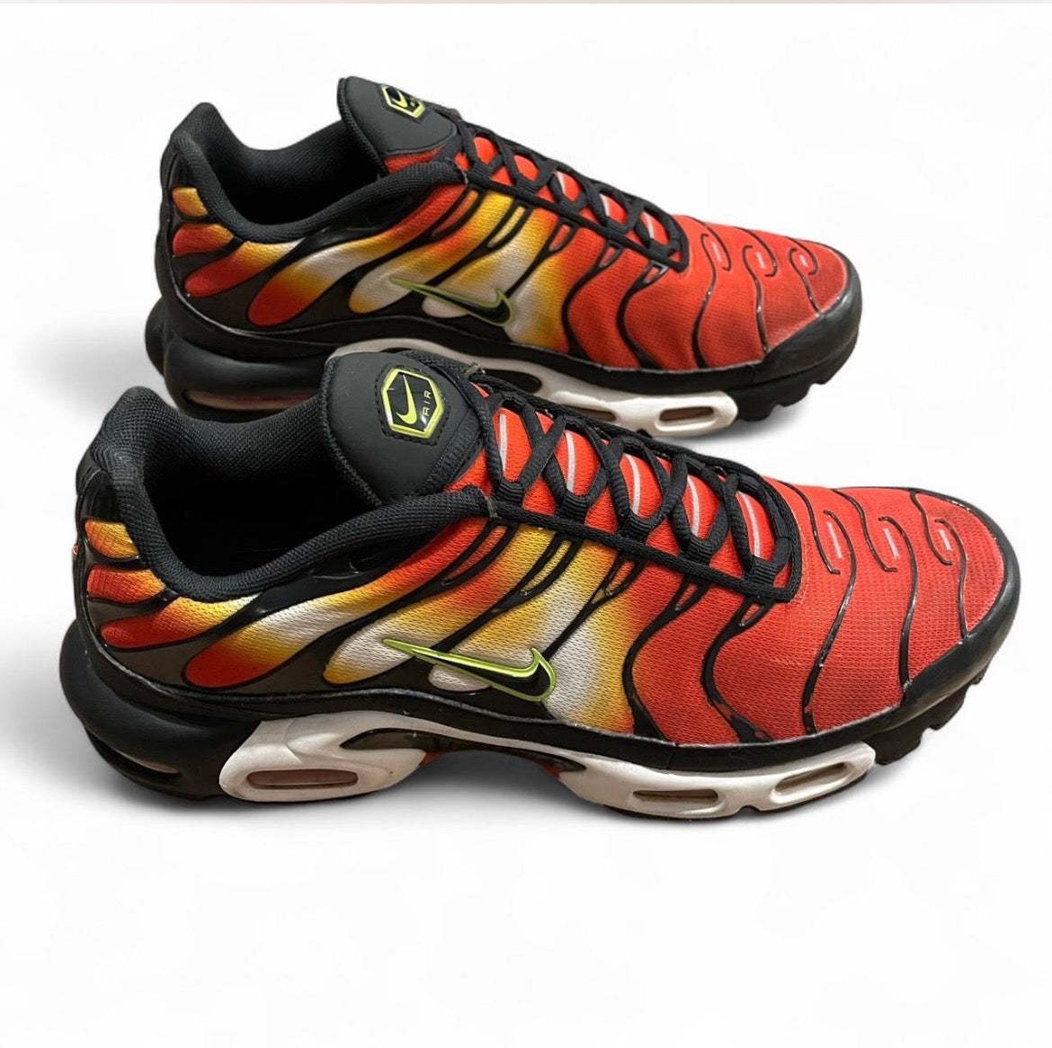 DR8581-800 Nike Air Max Plus TN ‘Sunset Orange Yellow’ (2021)