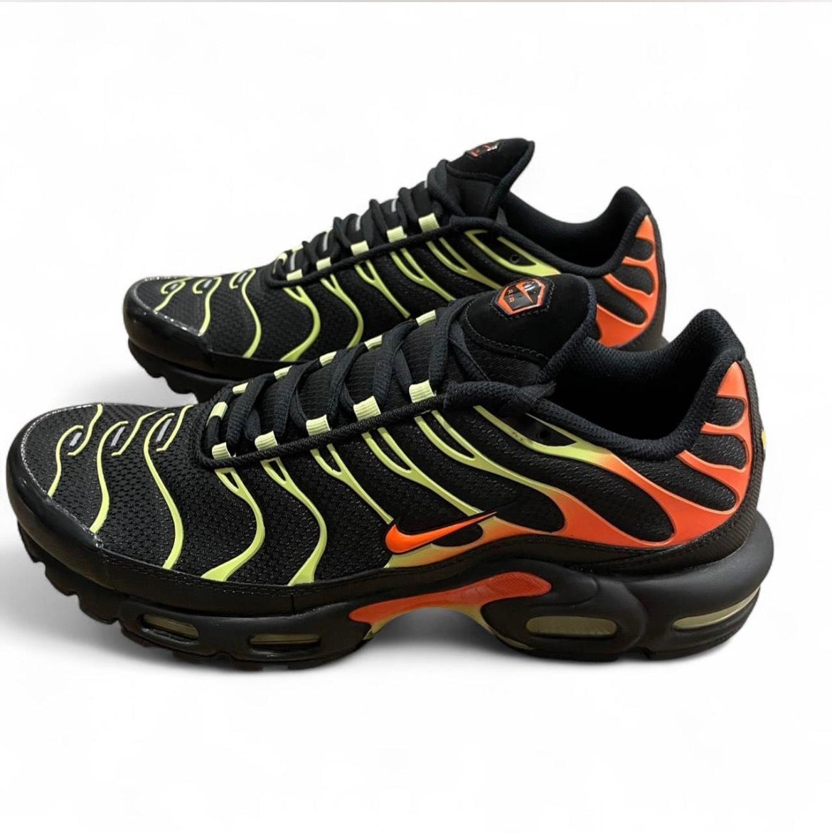 DM0032-028 Nike Air Max Plus TN ‘Sunrise’ (2025)